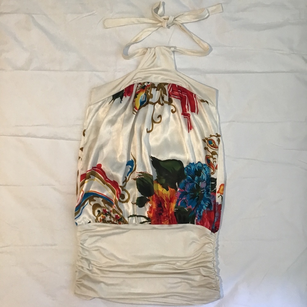 White floral halter tie dress bottom rushing